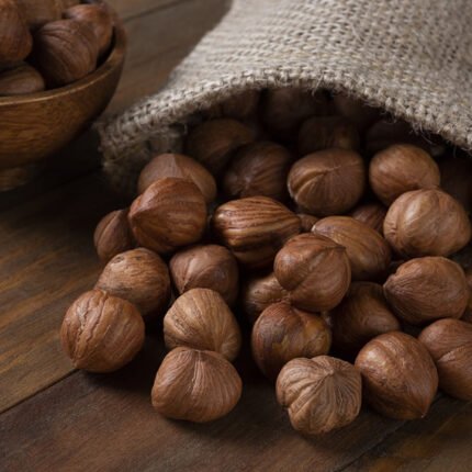 Çiğ iç fındık – kabuksuz ve kavrulmamış doğal fındık