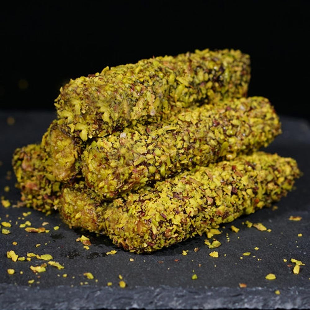 gümüşhane pezkemzli antep fıstıkl kaplamalı rulo sarma2 Antep fıstıklı, glikozsuz, doğal rulo sarma tatlısı – Anadolu Tadı