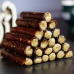 Sağlıklı ve doğal pekmezle hazırlanan rulo sarma.