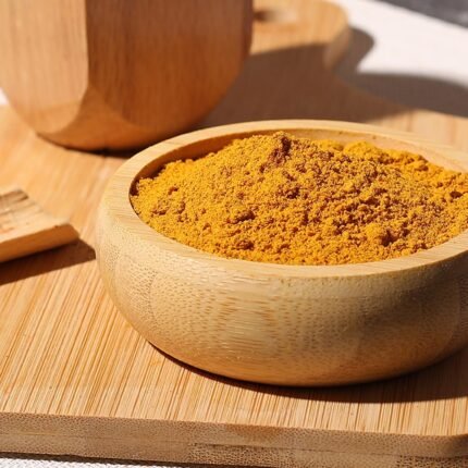 Antioksidan ve vitamin bakımından zengin doğal toz zerdeçal, bağışıklığı güçlendiren şifa deposu baharat.