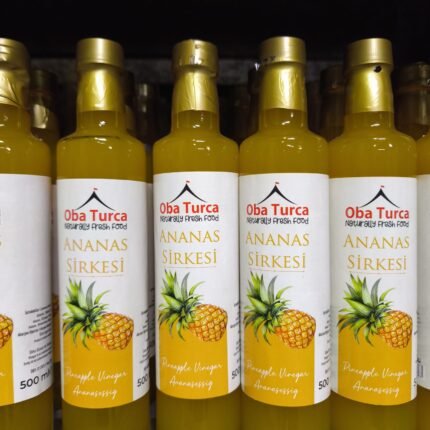 Doğal ananas sirkesi, sindirim ve bağışıklığı destekleyen katkısız tropikal sirke.